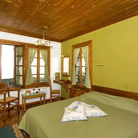 Stoikos Hotel Vyzítsa